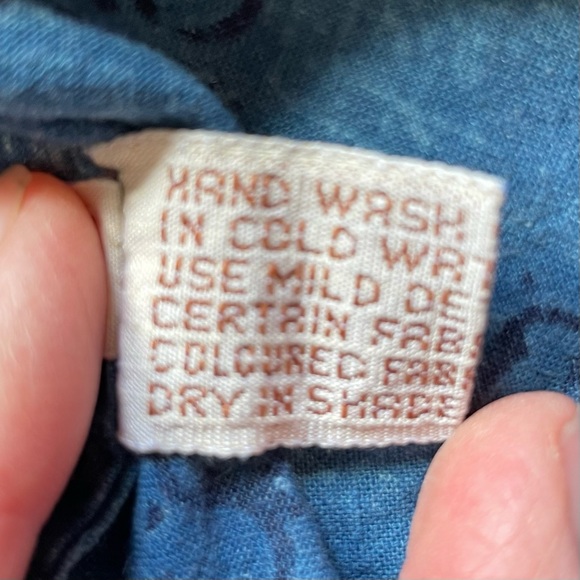 Vintage blue & white patterned cotton top - Picture 9 of 12